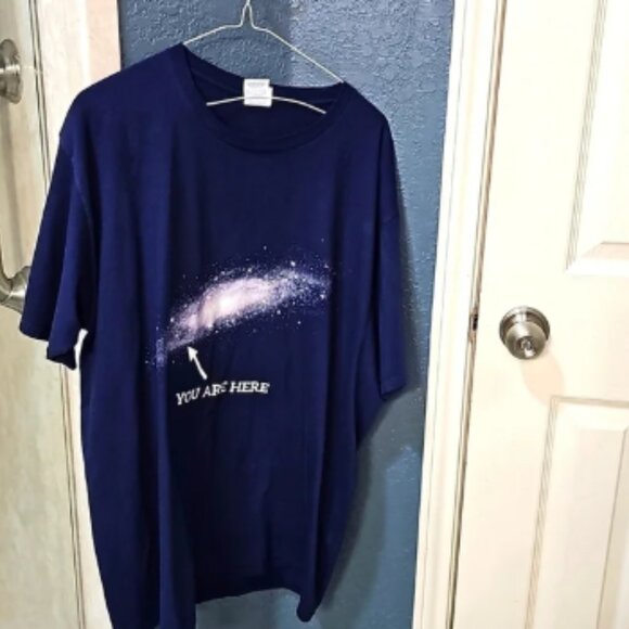 VINTAGE "You are here" Galaxy Tee as seen in Can't Buy me Love w Patrick Dempsey - Picture 1 of 9